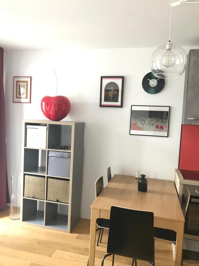 Apartment Red Flower With Pool - 5 Min To Wien