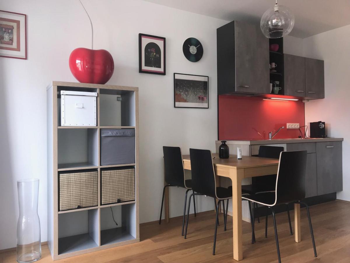 Apartment Red Flower With Pool - 5 Min To Wien